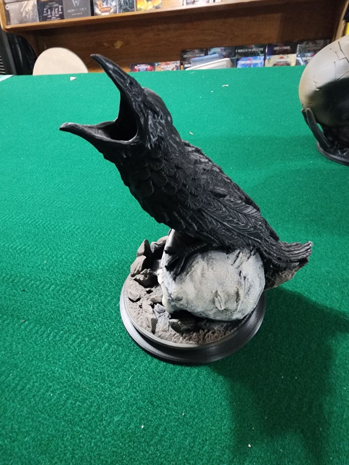 Talon and Claw Raven Dice tower