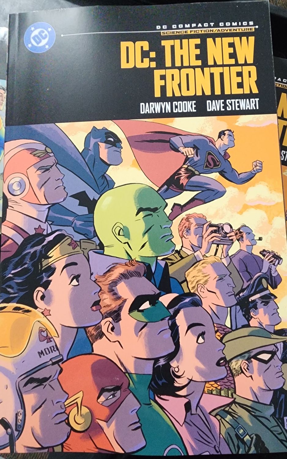 DC Compact Comics DC: The New Frontier