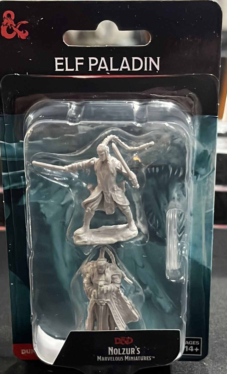 D&amp;D Miniature Nolzur’s unpainted - Elf Paladin