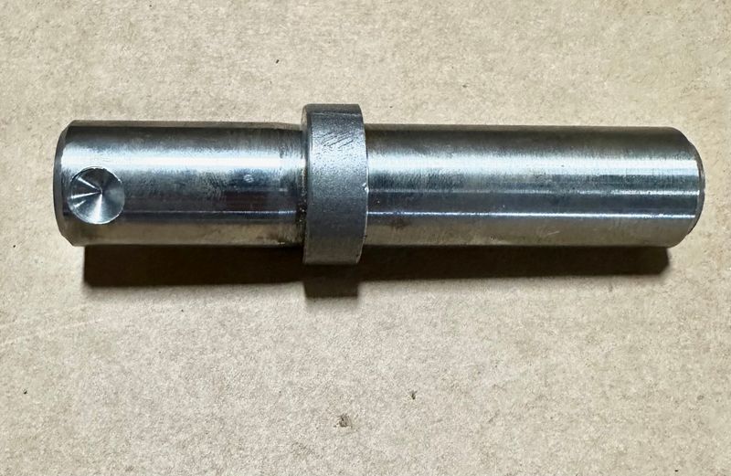 Axle, 7/8&quot; Disc Opener (w/ collar)