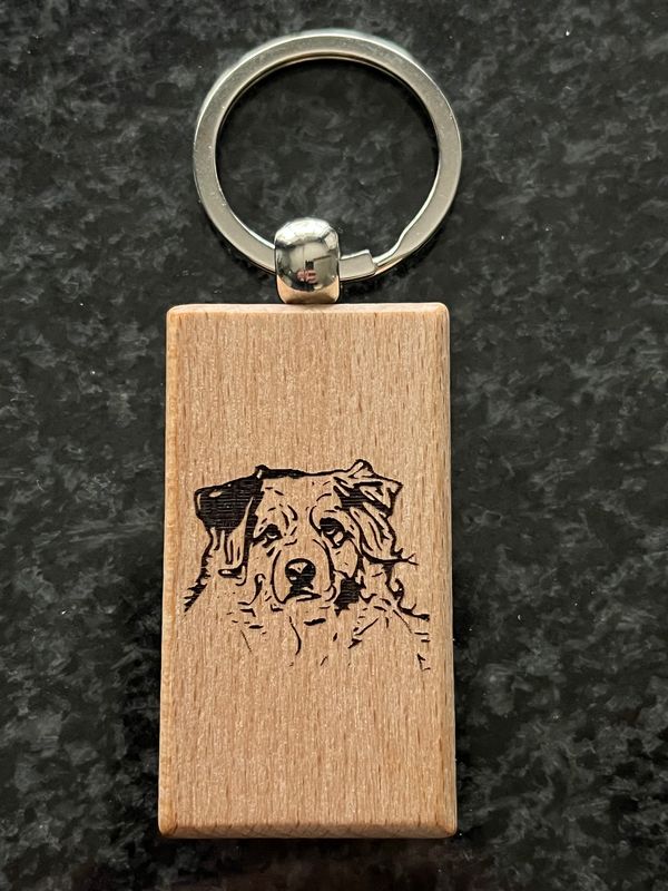 Houten sleutelhanger gepersonaliseerd.