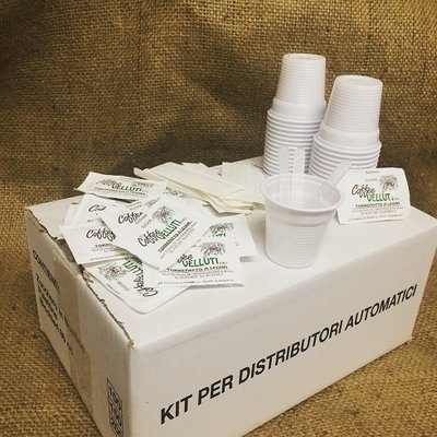 Kit n. 150: bustine di zucchero - bicchieri 80cc - palettine