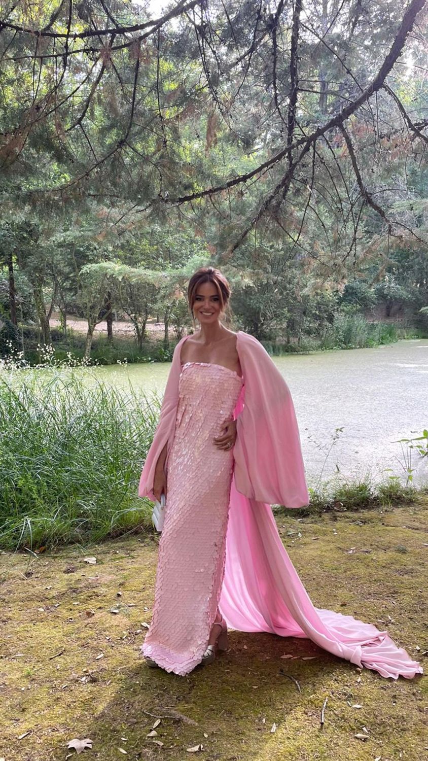 Dália Cape