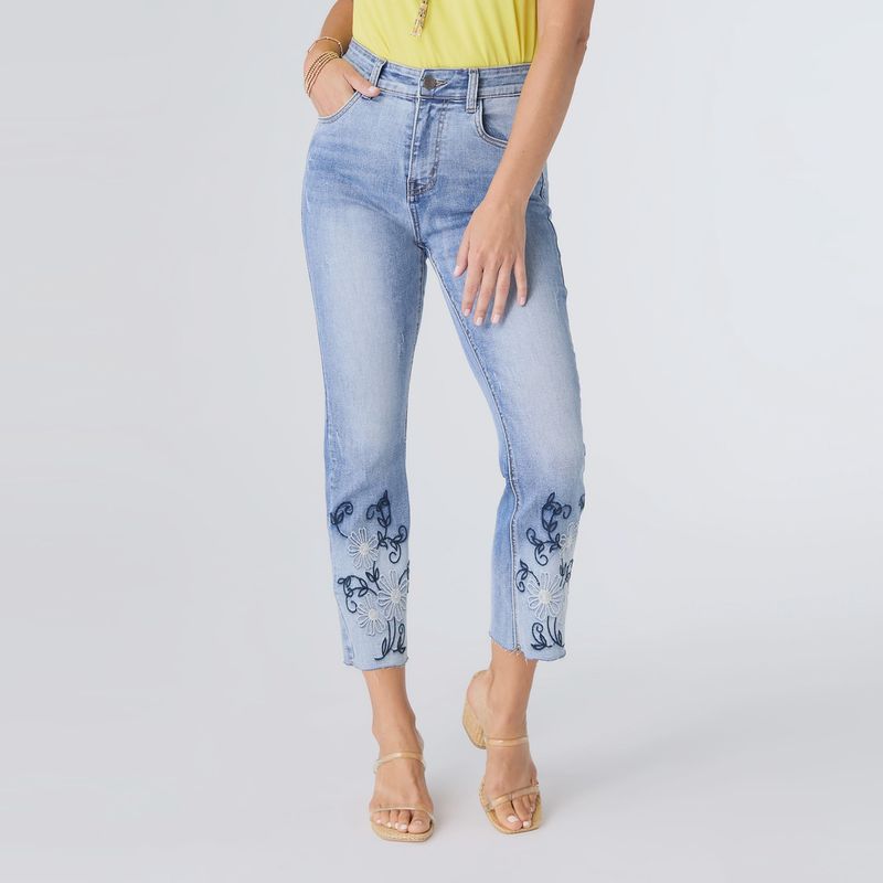 COCO + CARMEN Everstretch Straight Capri