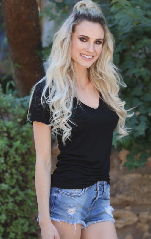 Black Vneck Tee
