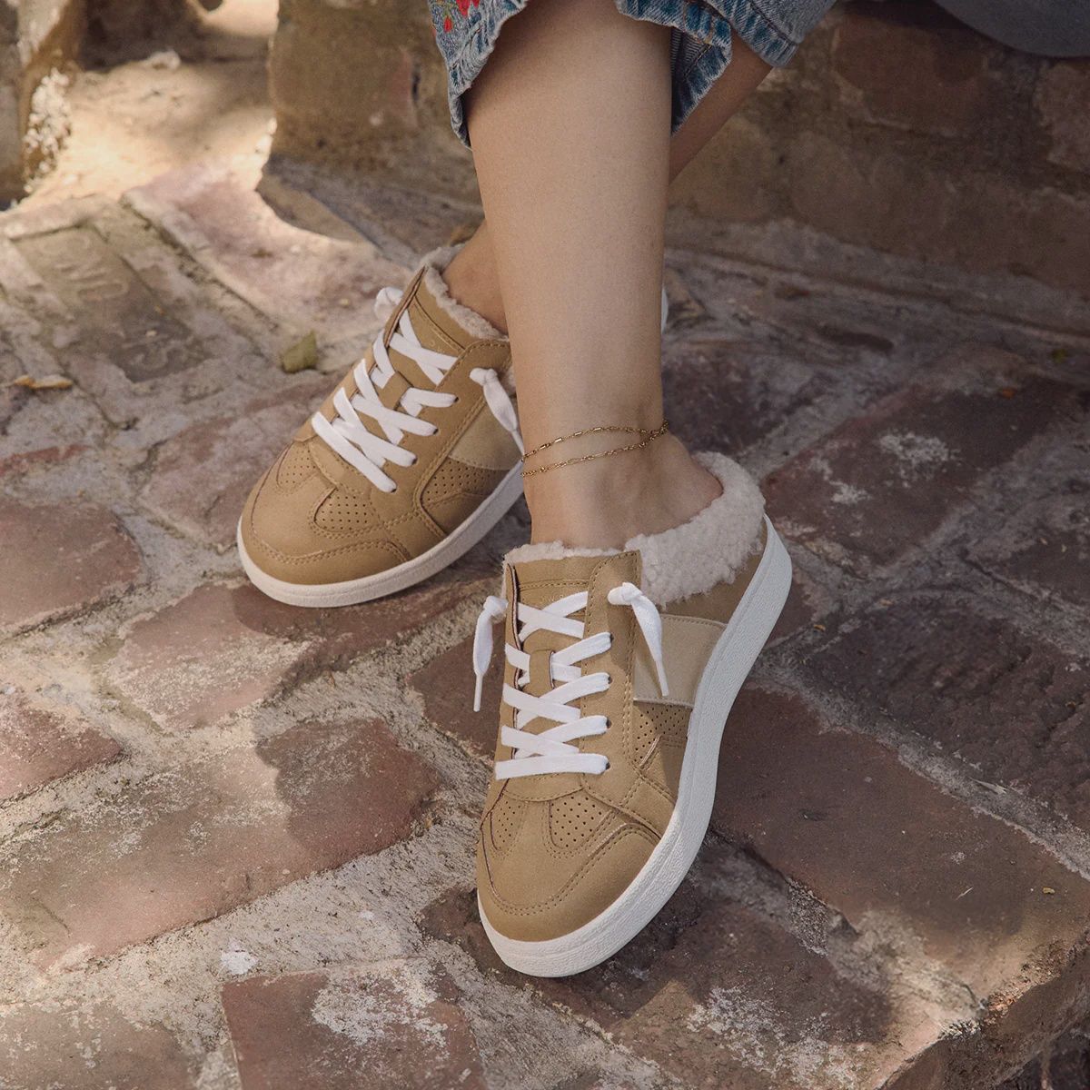 Corbin Mule Sneaker, Colour: Beige, Size: 6