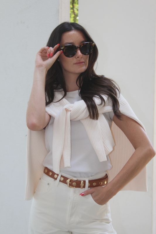 Fully Studded Belt Saddle