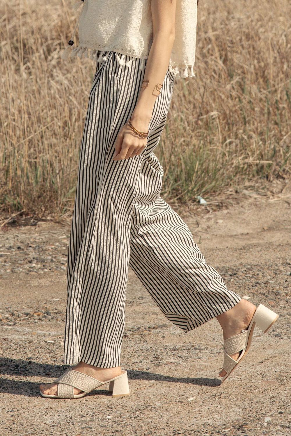 Mello Coastal Tie-Waist Stripe Pant