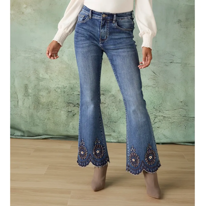 Coco &amp; Carmen Everstretch Flare Jeans