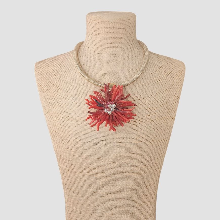 Red Coral Flower Collar Necklace