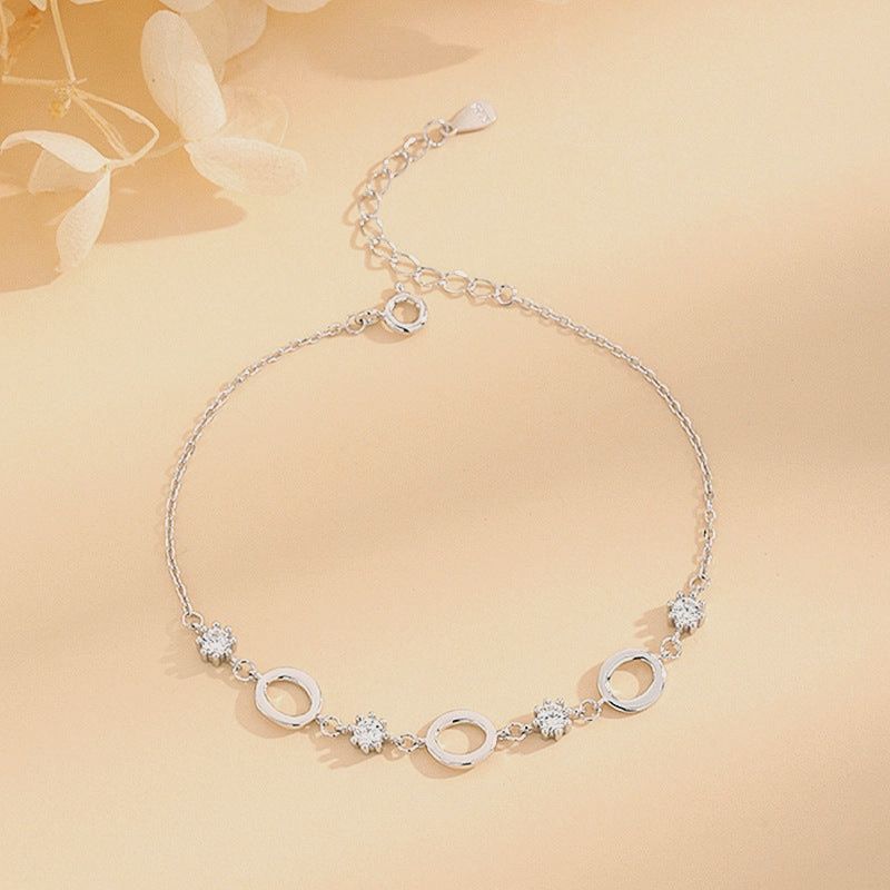 Dainty Circle - Sterling Silver