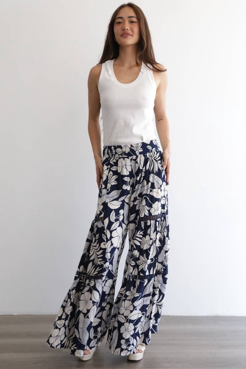 Printed Pants with Lace Inserts, Size: L