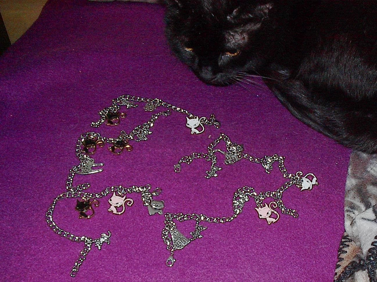 Cat charm bracelet