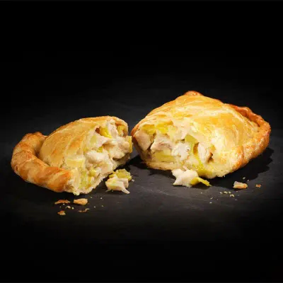Proper Chicken, Leek &amp; Tarragon Pasty (w/ White Wine)