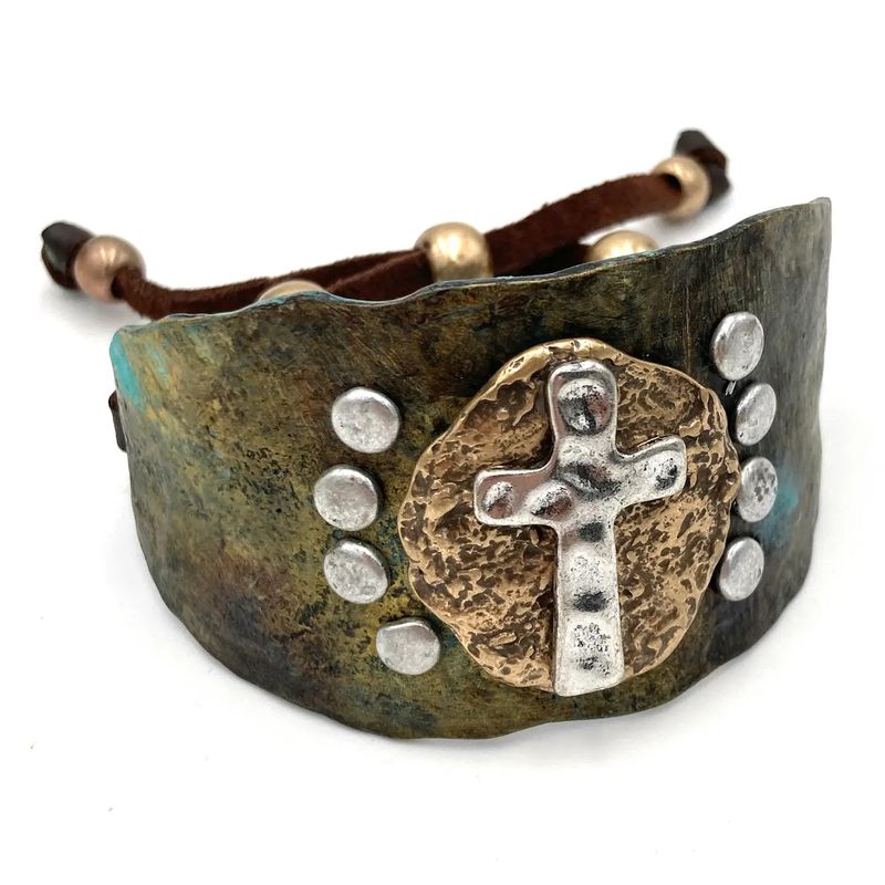 Hammered Cross West Brclt Cuff Brown