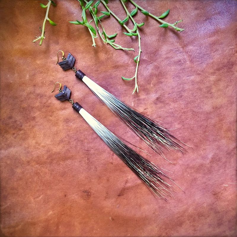 JK-E1198 Porcupine Hair Ear Leather Fringe