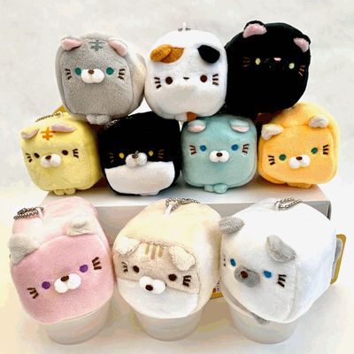 CUBE CAT KEYCHAIN ASSORTED