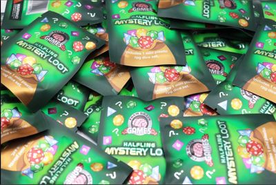 MYSTERY LOOT: HALFLING (MINI) RPG DICE SET 7