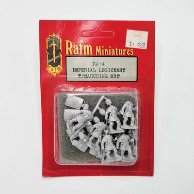 IMPERIAL LEGIONARY w/MARCHING KIT (6)