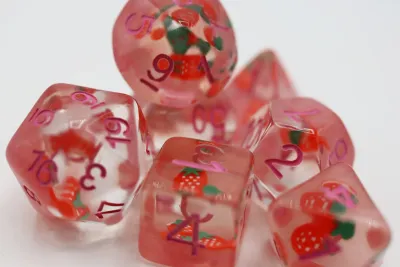fb DICE SET 7 RESIN STRAWBERRY SHORTCAKE