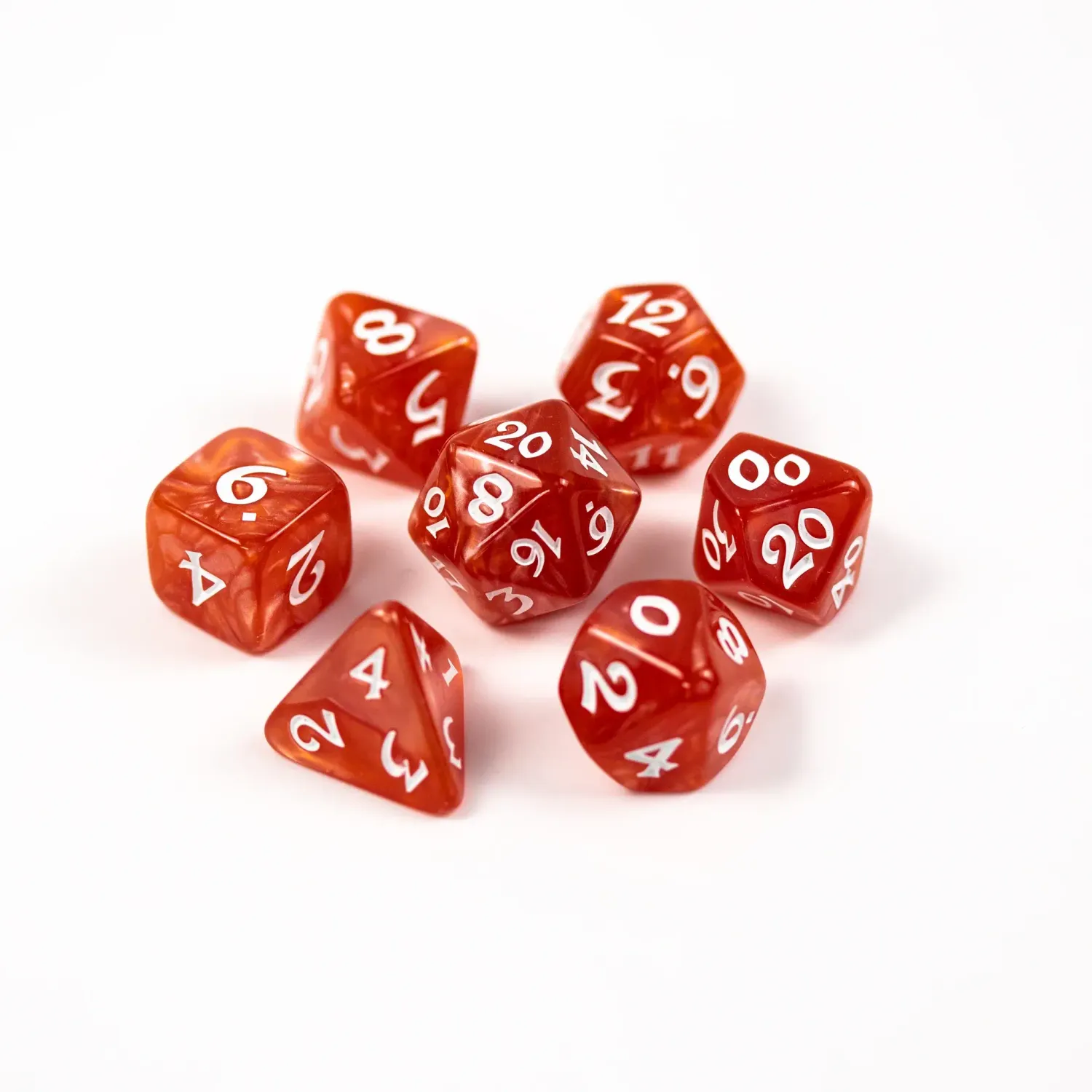 dh DICE SET 7 ELESSIA ESSENTIALS RED w/ WHITE