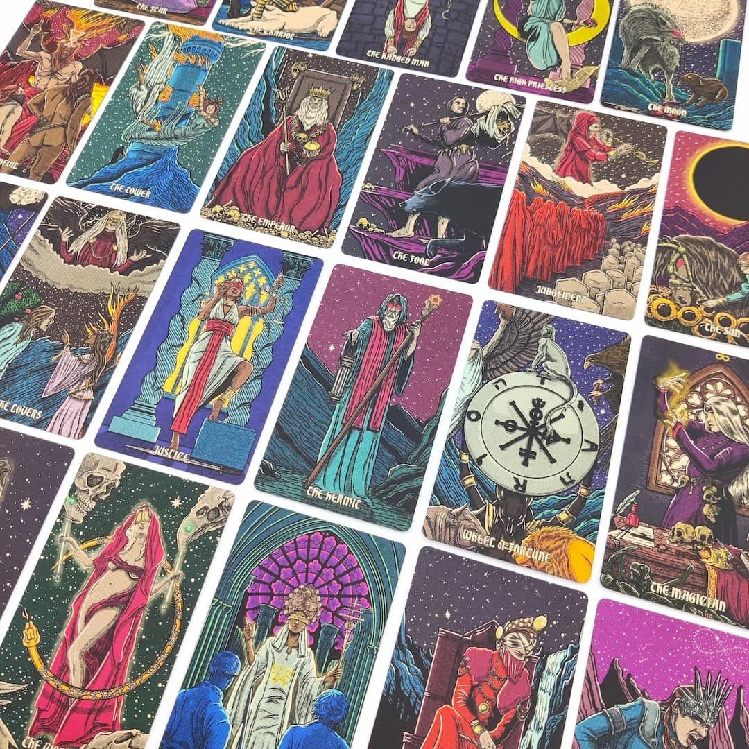 TAROT DARK REFLECTIONS
