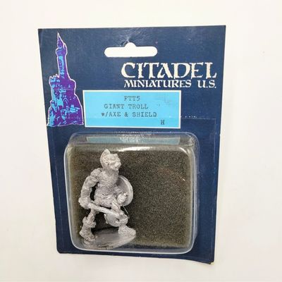 GIANT TROLL w/ AXE &amp; SHIELD