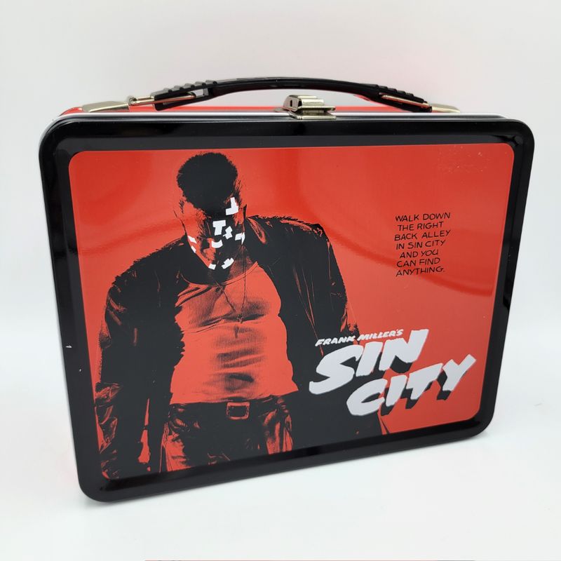 FRANK MILLER&#39;S SIN CITY LUNCHBOX w/THERMOS (2005)