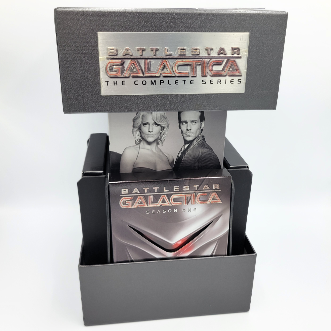 BATTLESTAR GALACTICA: THE COMPLETE SERIES DVD SET (2009, Used)