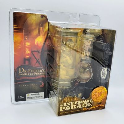 CLIVE BARKER&#39;S INFERNAL PARADE FIGURE (18+) - DR. FETTER&#39;S FAMILY (2004)