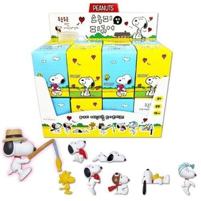 BLIND BOX PEANUTS SNOOPY CUP FIGURE