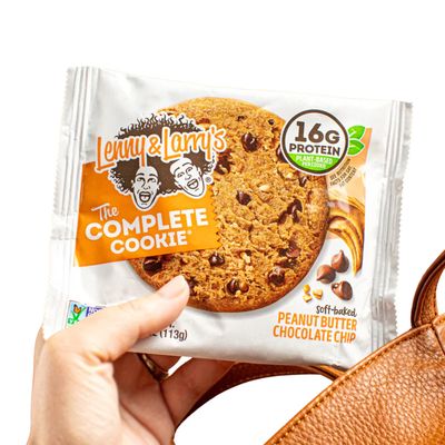 THE COMPLETE COOKIE, 4 OZ Peanut Butter Chocolate Chip