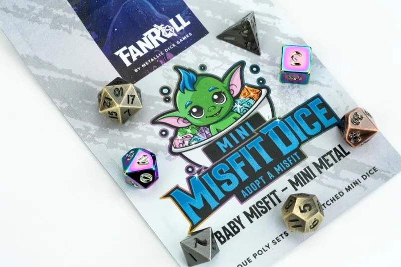 MYSTERY DICE SET 7 METAL MINI BABY MISFIT