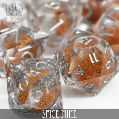 dnd DICE SET 7 LIQUID CORE SPICE MINE Clear w/ Brown Glitter &amp; Silver