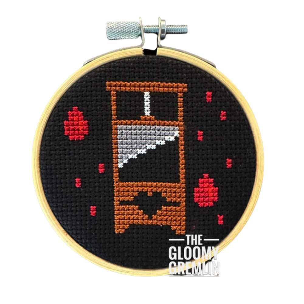 CROSS STITCH KIT - GUILLOTINE TRADITIONAL