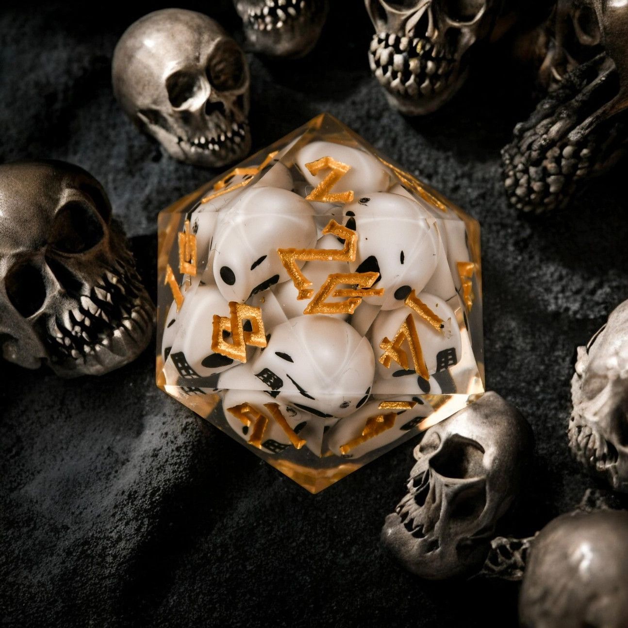 DICE D20 30mm CORPSE GOLD Clear w/ Skulls