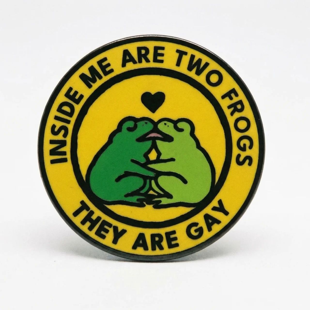 PIN - Two Gay Frogs