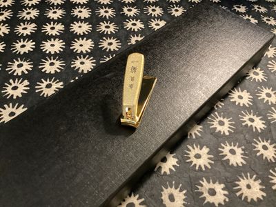 Nail Clipper w/gift box Gold