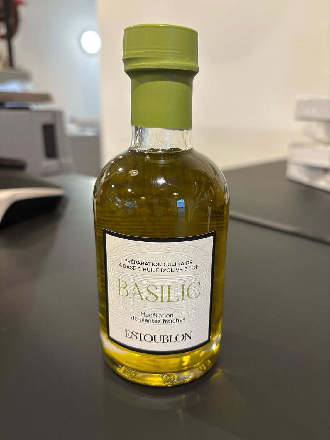 Huile aromatique infusée au Basilic