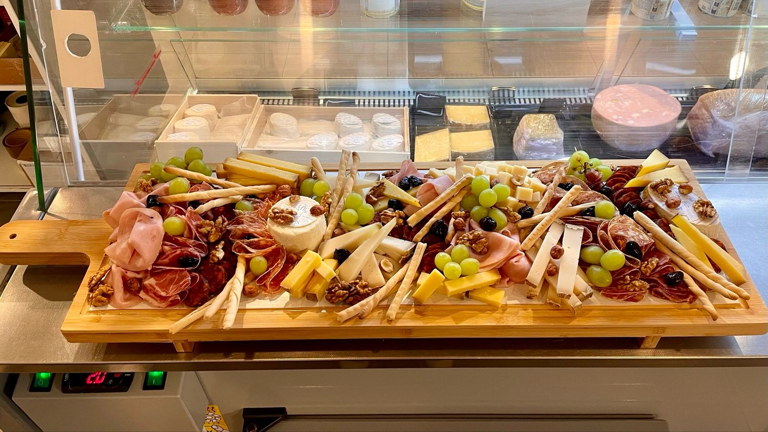 Plateau mixte fromages &amp; charcuteries