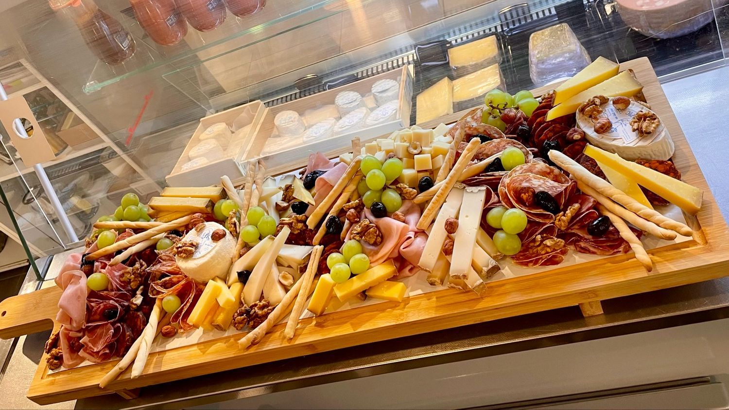 Plateau mixte fromages &amp; charcuteries