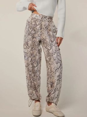 Wolf Scales Ashe Cargo Pant