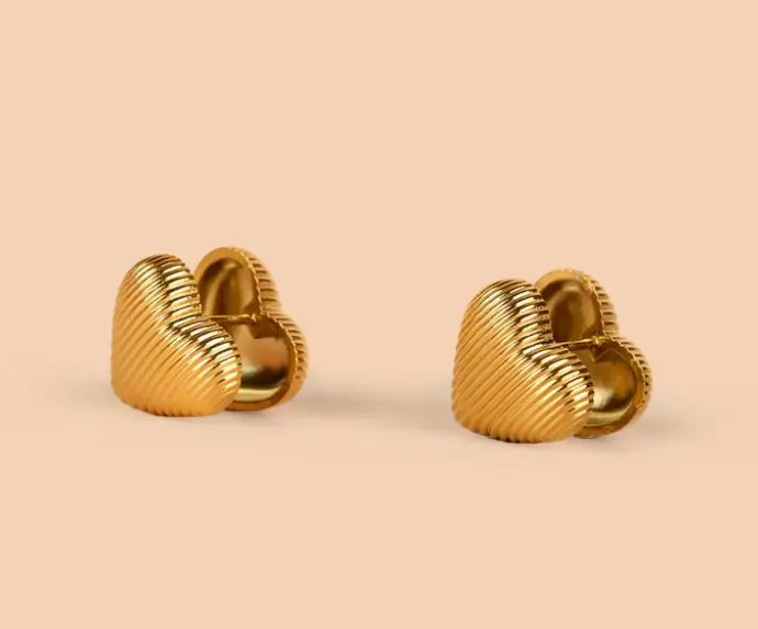 Loveline Huggie Hoops