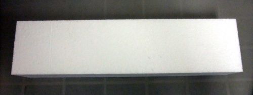 Socle en styromousse 12cmx8cmX49cm