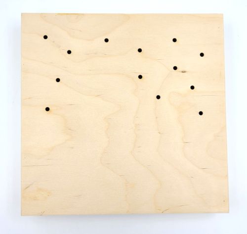 Panneau bois 10"x10" troué pour mettre des lumières