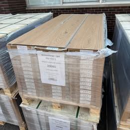 20 mil /5.5 mm designer planks made vinyl flooring made in germany!