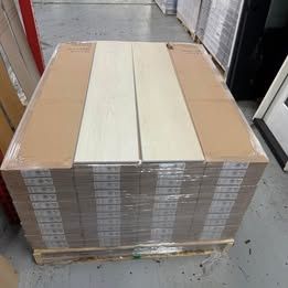 Lifeproof Salt Marsh Oak Click Lock Waterproof Luxury Vinyl Plank Flooring 30 mil 7mm 9.56”x48”