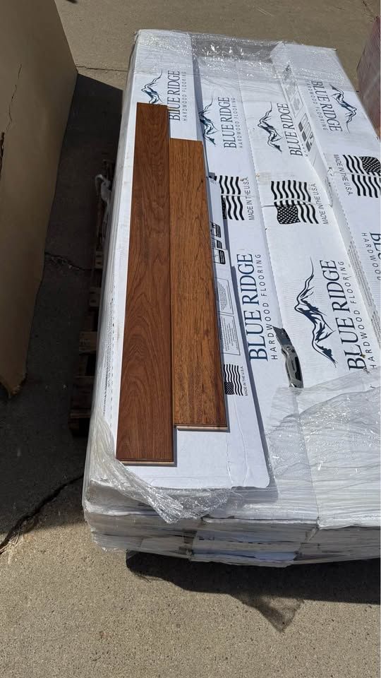 Vintage Barrel Hickory 3/4 in. T x 4 in. W Hand Scraped Solid Hardwood Flooring (16 sq.ft../case)