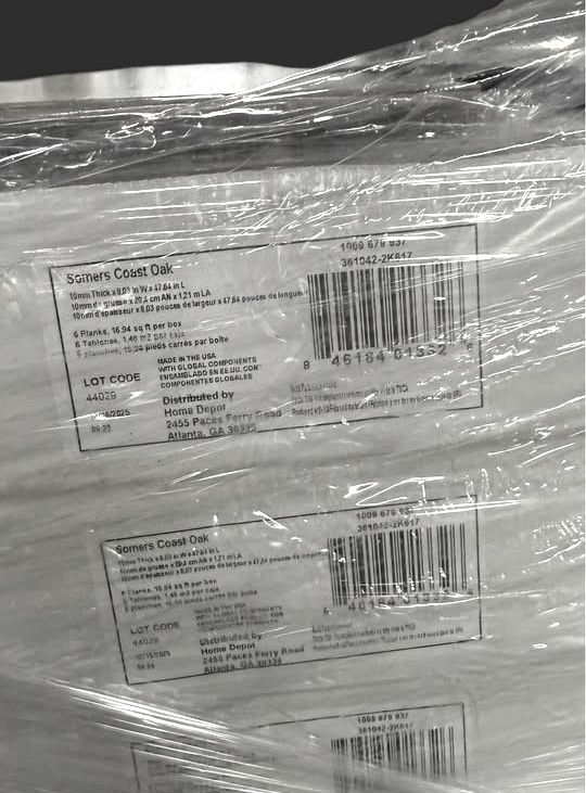 Pallet of 29 cases Somers coast oak waterproof laminate flooring click lock