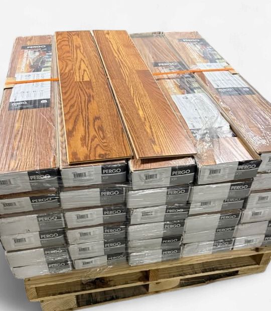 Pergo XP Anndel Oak 10 mm T x 7.4 in. W Water Resistant Laminate Wood Flooring